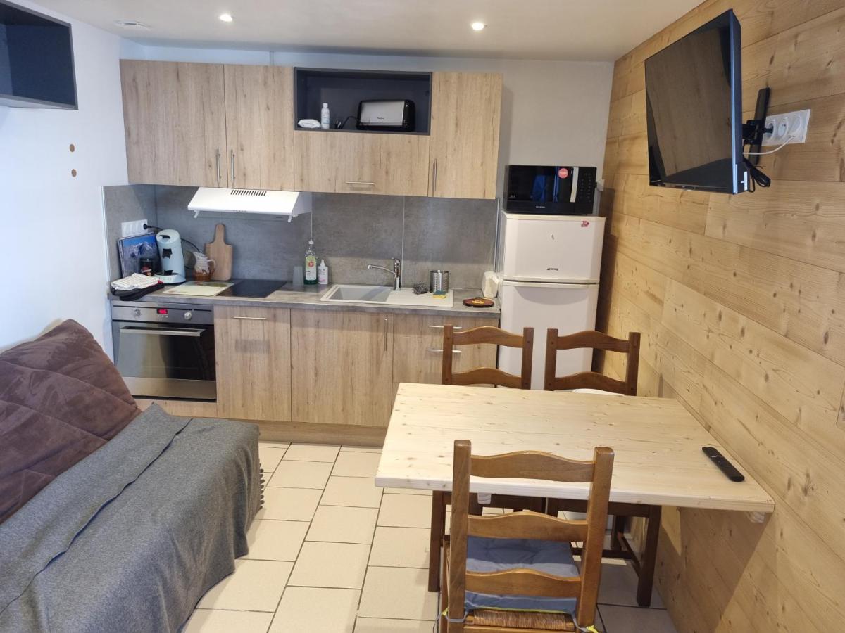 L'Ourson Apartment เลส์เดอซาลป์ ภายนอก รูปภาพ